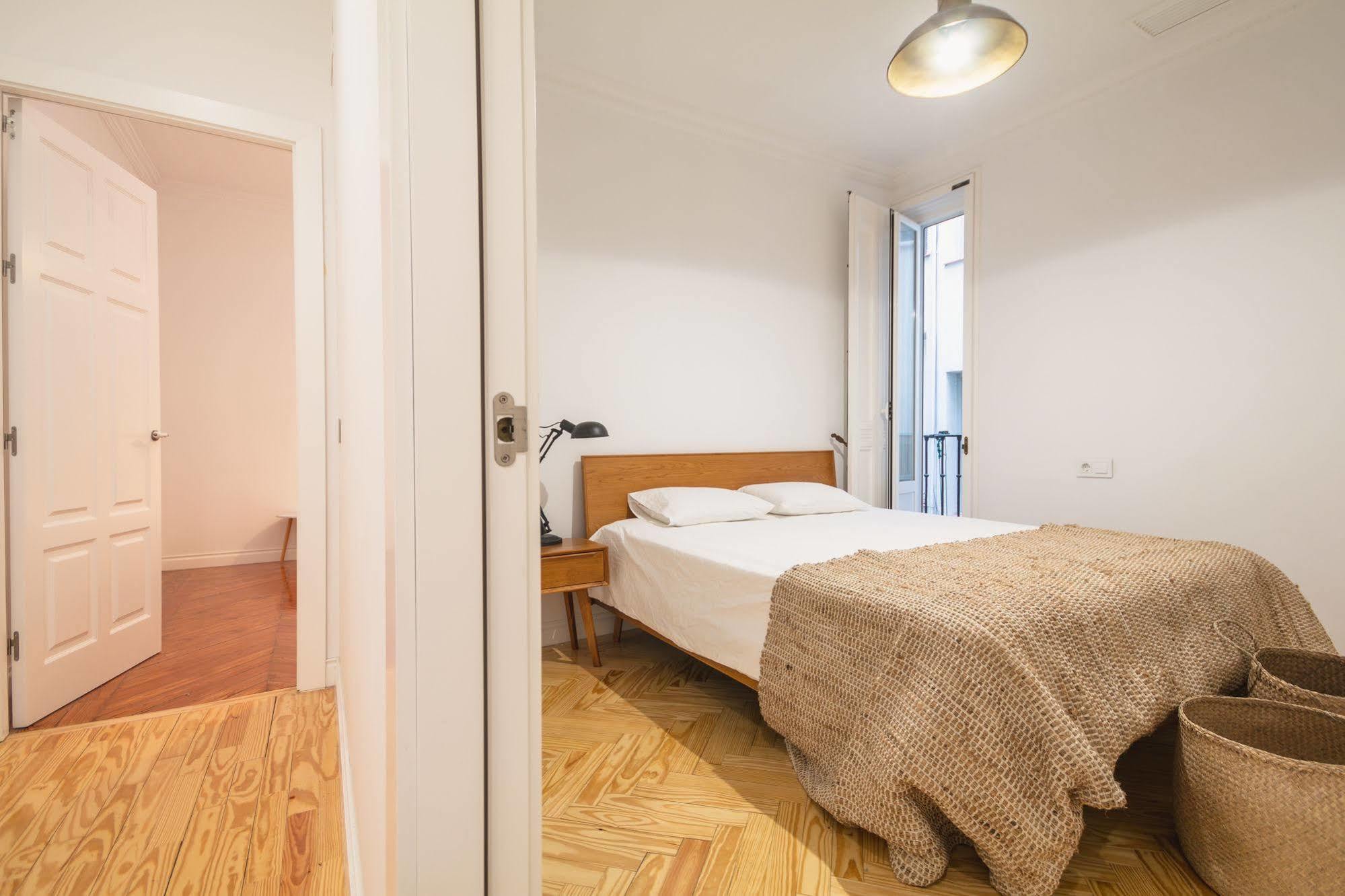 Fuencarral Apartment Madrid Ngoại thất bức ảnh